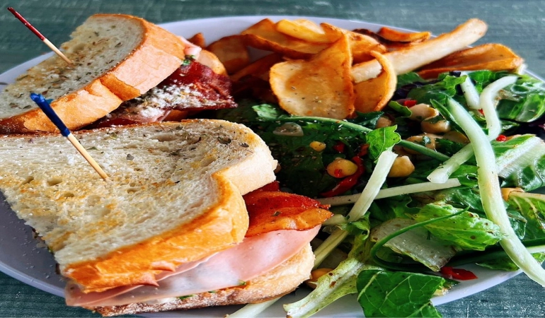 Where to Eat in Salisbury: 10 Local Favorites