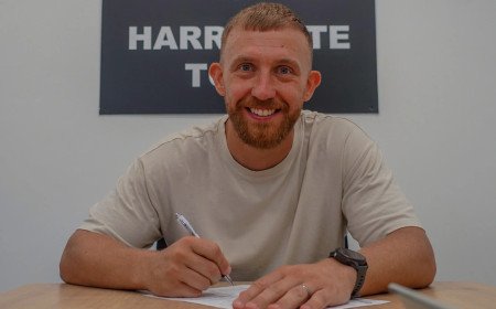 George Thomson signs new Harrogate Town contract for tenth season