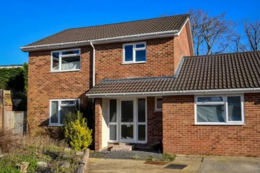 Former home of sergei skripal in Salisbury put up for sale