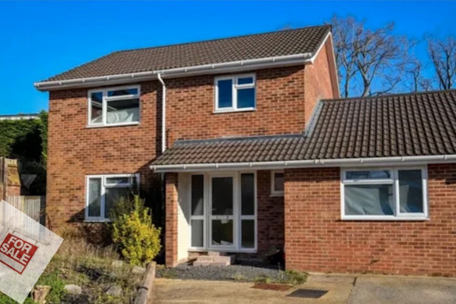 Former home of sergei skripal in Salisbury put up for sale
