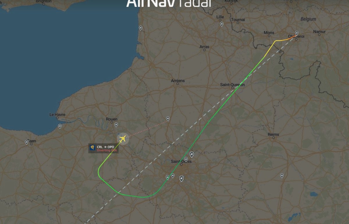 EasyJet flight diverted after engine failure as passengers left stranded in Germany