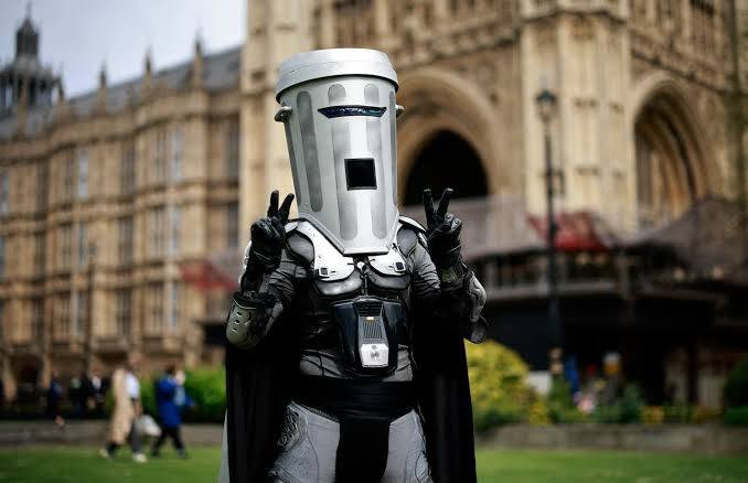 Count Binface takes on Nigel Farage in unusual Clacton by election