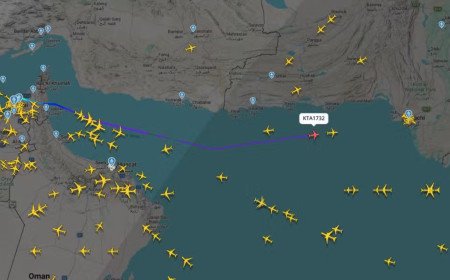 Cargo Boeing 737 disappears from radar near Karachi with five people on board