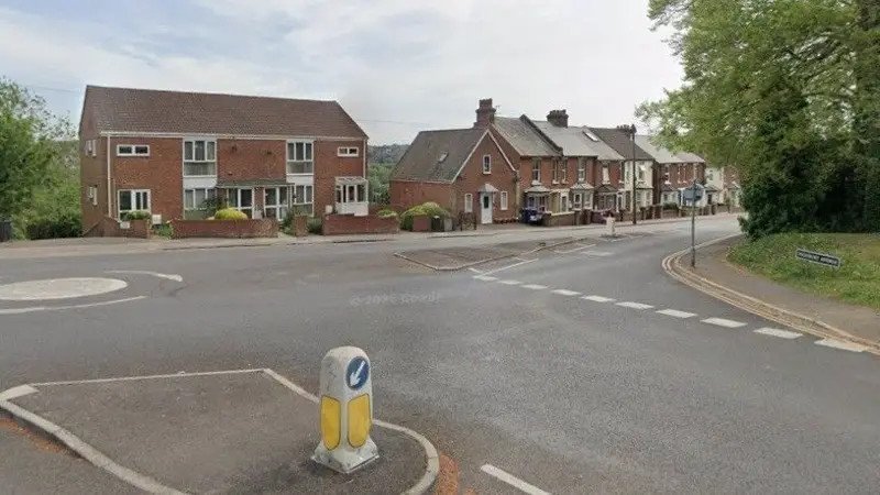 Devizes Road Gas Works in Salisbury Set to Continue Until March 2027
