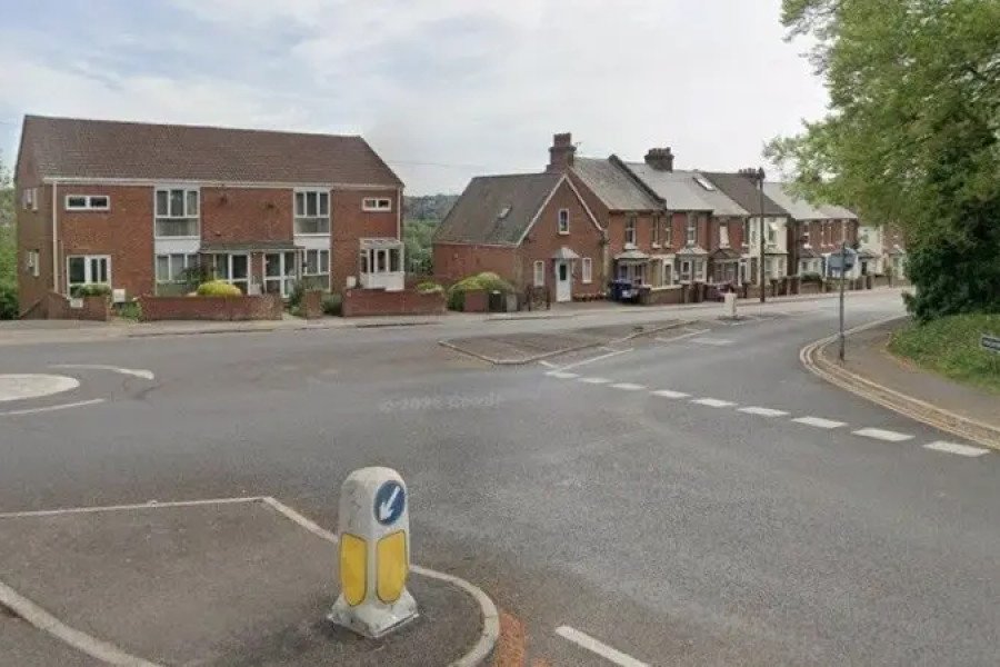 Devizes Road Gas Works in Salisbury Set to Continue Until March 2027